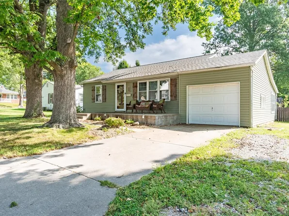 308 S Monroe St, Lebanon, IL 62254