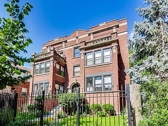 2nd image of 5410 N Winthrop Ave