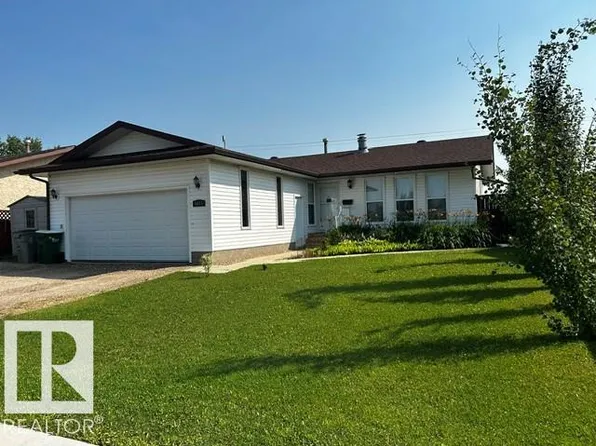 4611 50a Ave, Lamont, AB T0B 2R0