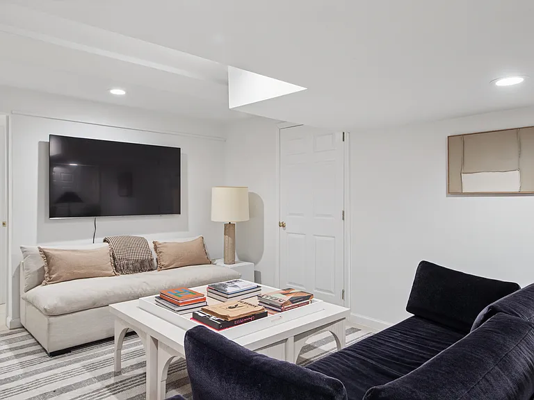 62 Sea Farm Ln — Photo 16