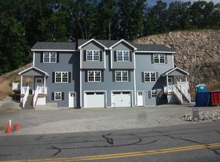 52 Clinton Rd #2, Sterling, MA 01564