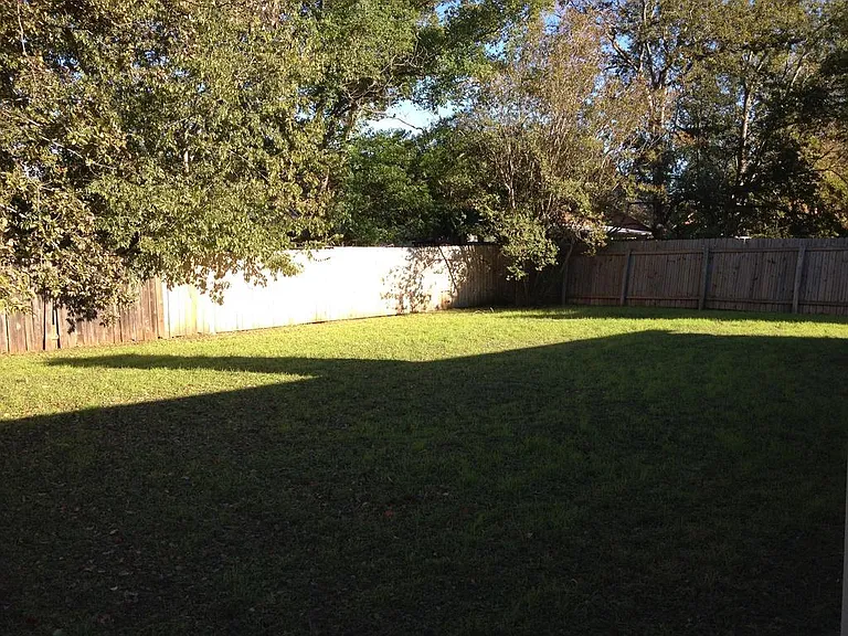 11305 Blackmoor Dr — Photo 18