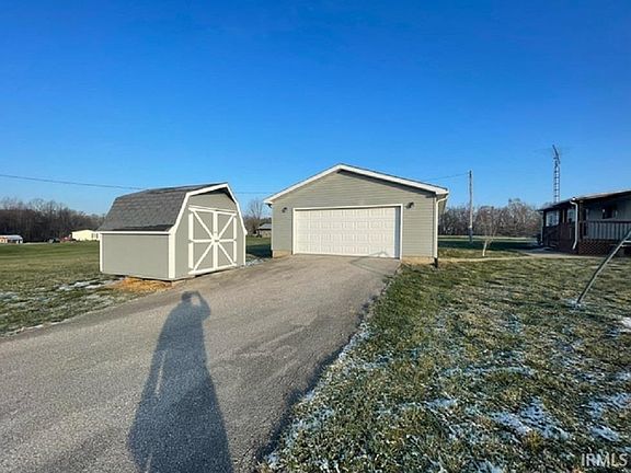 3rd image of 4127 N Beech Creek Ln