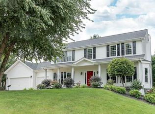 1 Muirfield Ct S, Saint Charles, MO