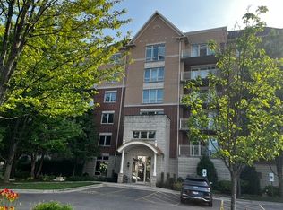 8300 Concord Dr UNIT 601, Morton Grove, IL 60053