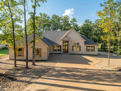 15 Loyola Dr, Hot Springs Village, AR, 71909