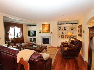 26 4th St APT 2, Los Altos, CA 94022