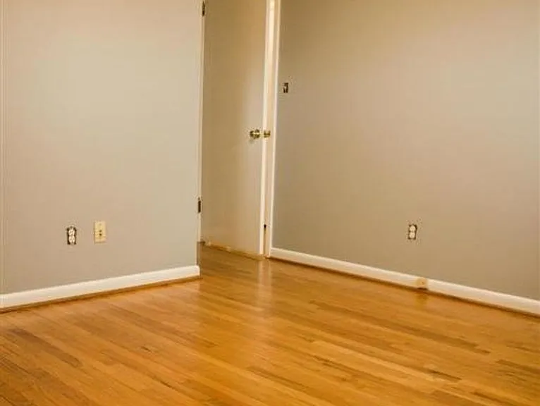 207 Dawson Dr — Photo 11