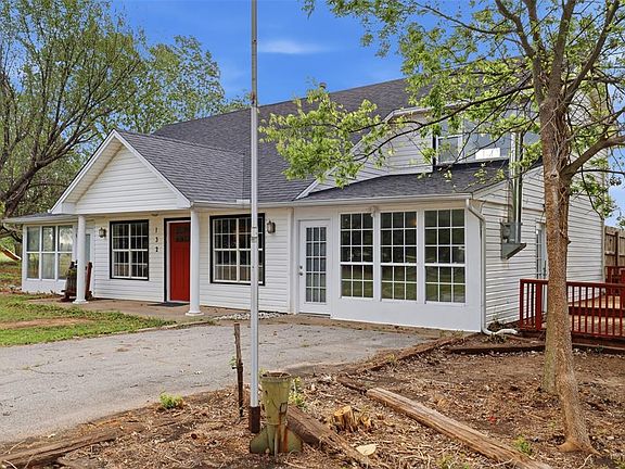 3rd image of 132 Mill Ridge Rd