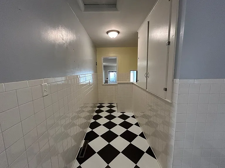 117 W Adams Ave — Photo 50