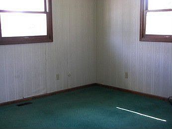 3rd image of 825 Friar Tuck Dr