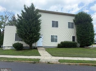 7 E Mill Rd APT D, Maple Shade, NJ 08052