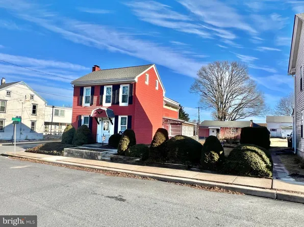 301 S Franklin St, Fleetwood, PA 19522