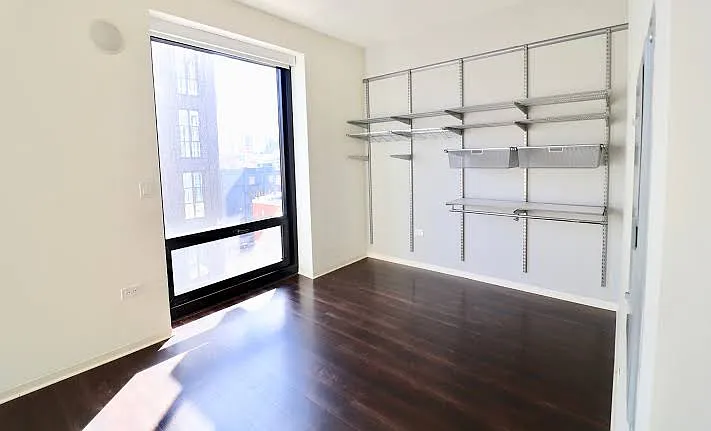 Studio, 515 sqft, $2,551 — Photo 2