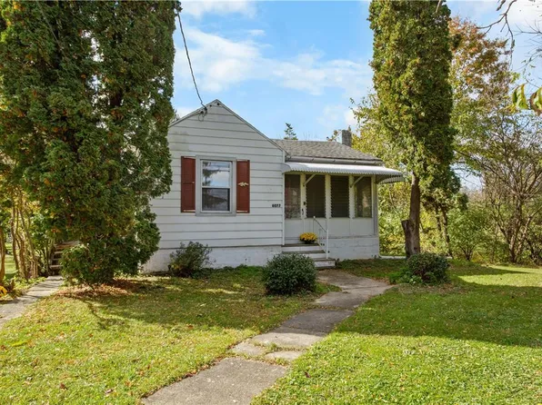 6077 Sullivan Trl, Nazareth, PA 18064