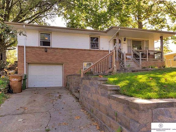 2nd image of 7805 Arends Cir