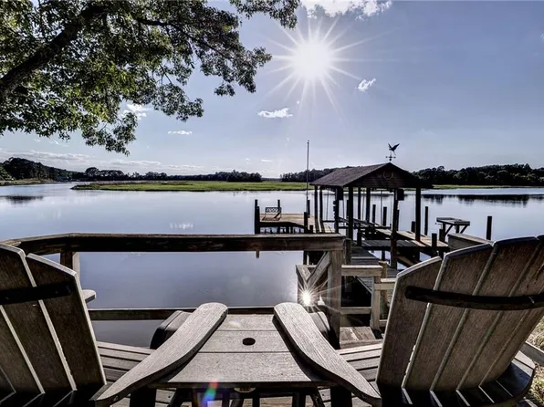 2775 Shell Rd, Gloucester, VA 23061