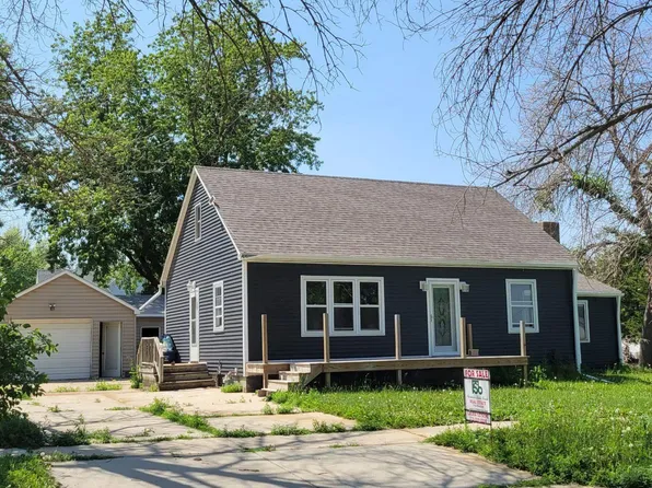 109 N Maple St, Paullina, IA 51046
