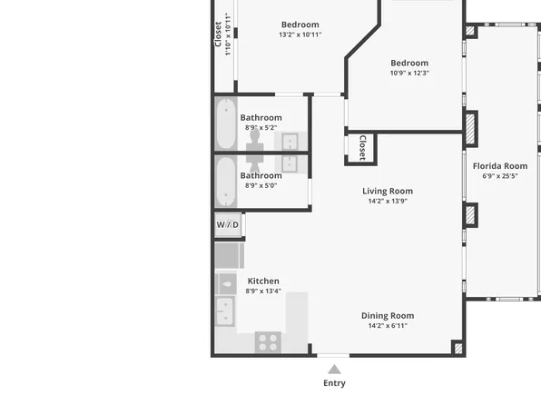 701 Mirror Lake Dr N APT 212, Saint Petersburg, FL 33701