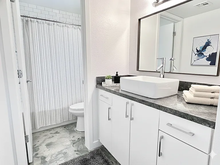 Fairmount Villas — Photo 9