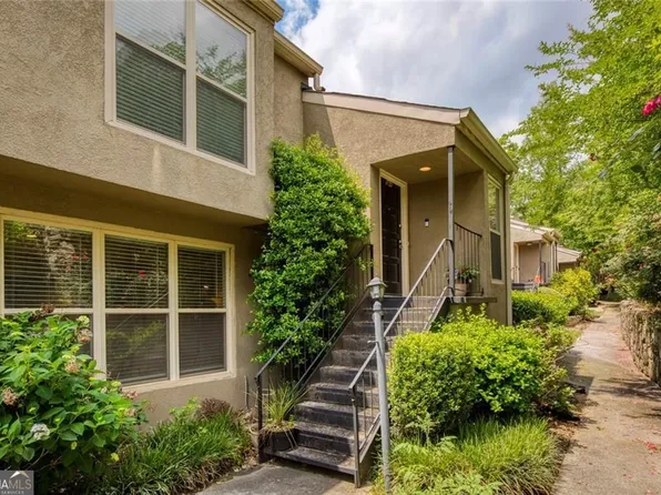 1722 Woodcliff Ct NE, Atlanta, GA 30329