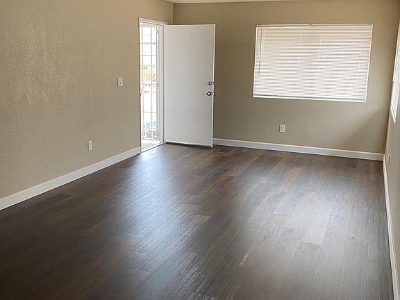 4th image of 1130 Deseret Ave #C