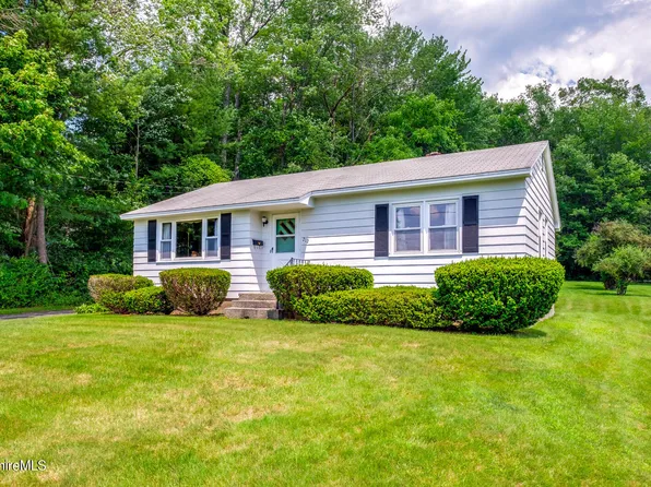 212 Wells Ave, North Adams, MA 01247