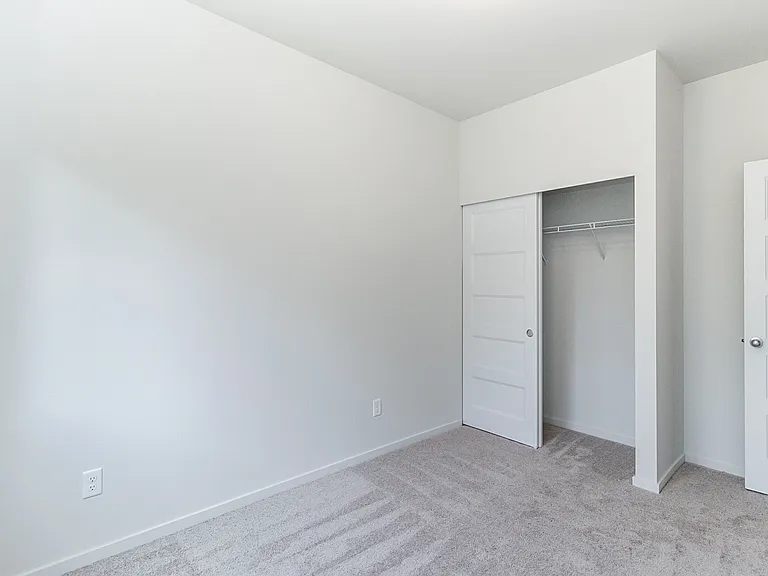 6060 70th Dr NE — Photo 21