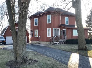 290 W 5th Ave, Clifton, IL 60927