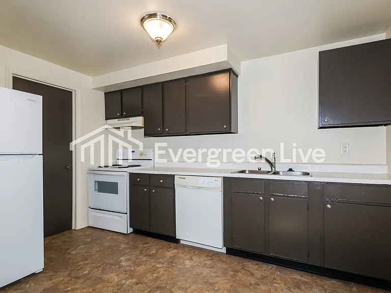 8072 Mount Everest St — Photo 9