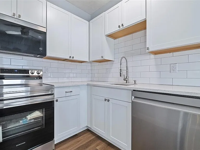 1103 N Willow Ave — Photo 9