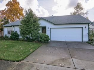 1657 W 15th Ave, Junction City, OR 97448