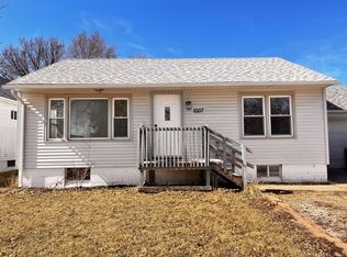 1007 N 8th St, Norfolk, NE 68701