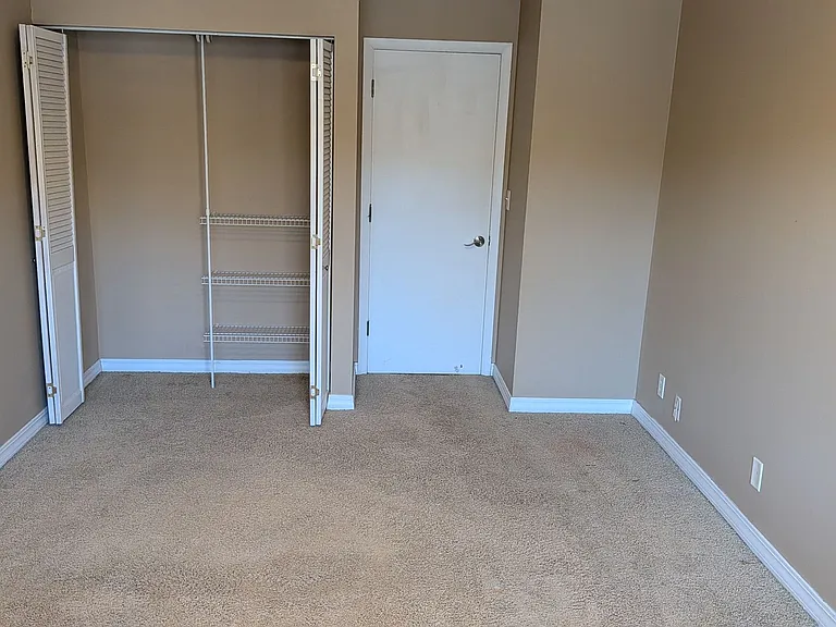 2700 W 44th St #202 — Photo 13