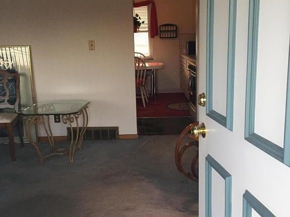 2nd image of 2935 Fairwood Ave