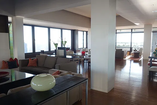 Rented by Keller Williams NYC | media 29