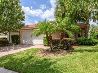 15765 Crystal Waters Dr, Wimauma, FL 33598