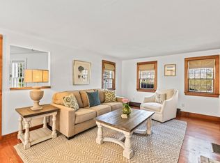 15 Manor Dr, East Sandwich, MA 02537