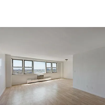 Rented by Smart NY Realty LLC | media 1