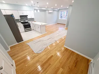 Rented by Metro Garden Realty NYC