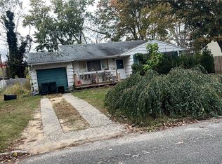 47 Hunter Lane, Centereach, NY