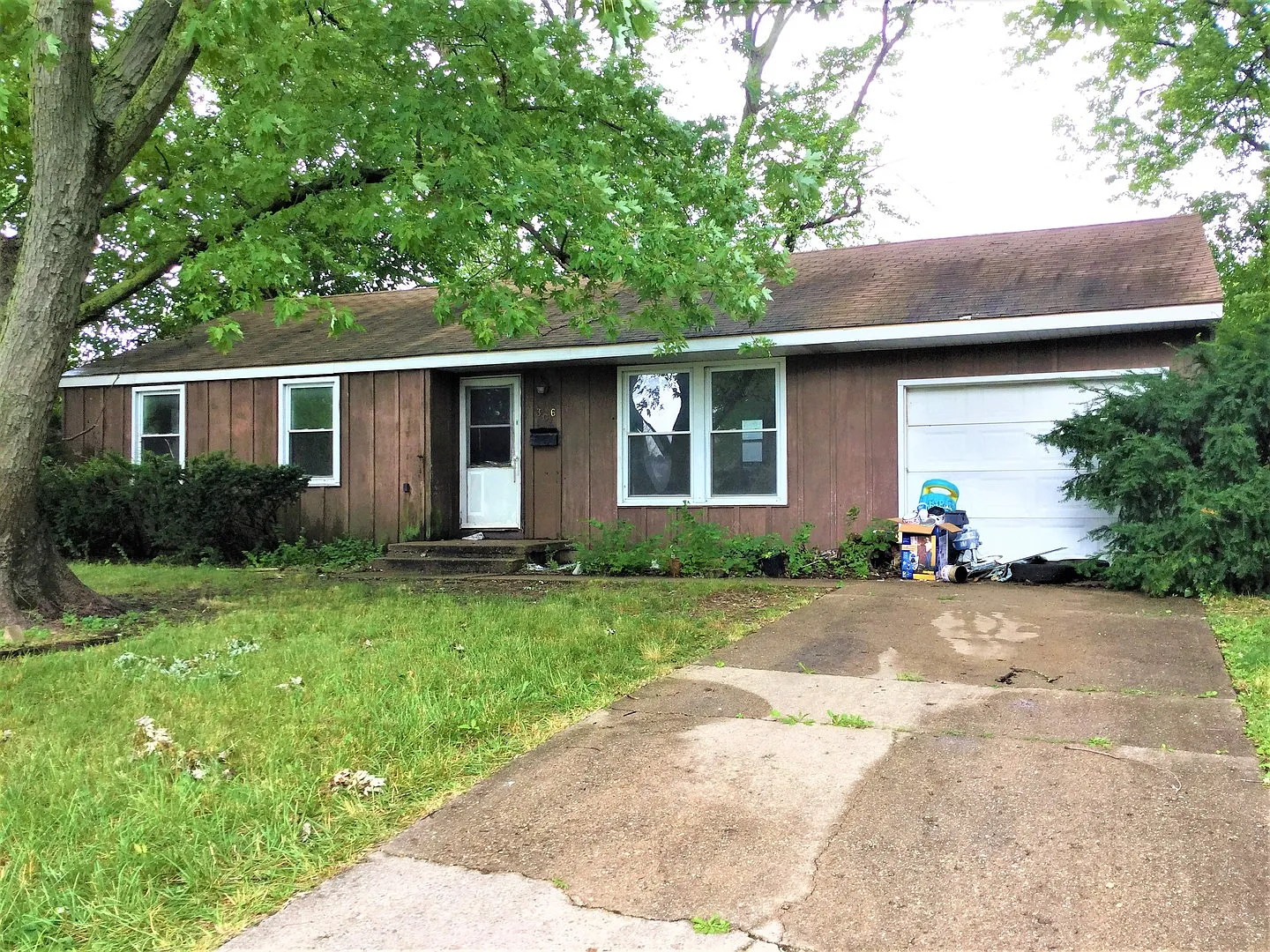 306 Briar Ln photo 1
