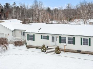 5300 N Water Rd, Sanford, MI 48657