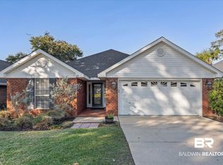 219 Spring Lake Dr, Fairhope, AL 36532