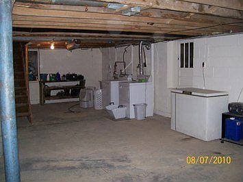 5th image of 325 8th Ave SE