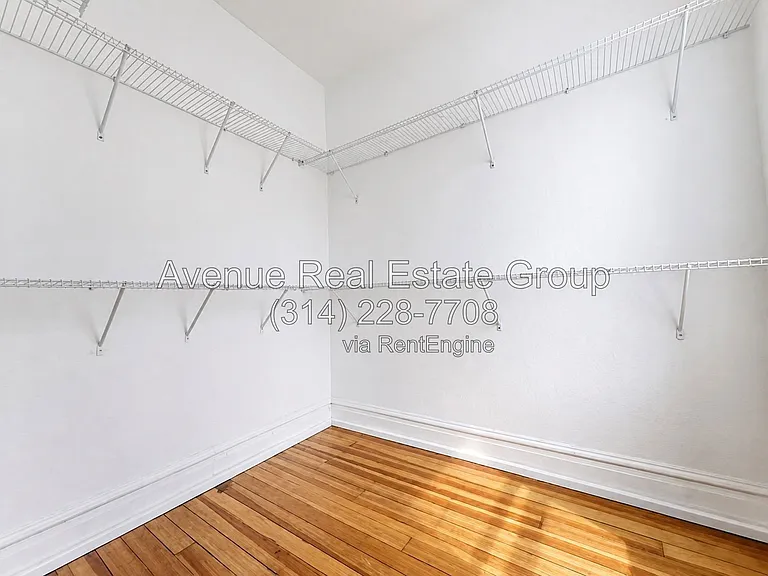 3323 Nebraska Ave #2F — Photo 8