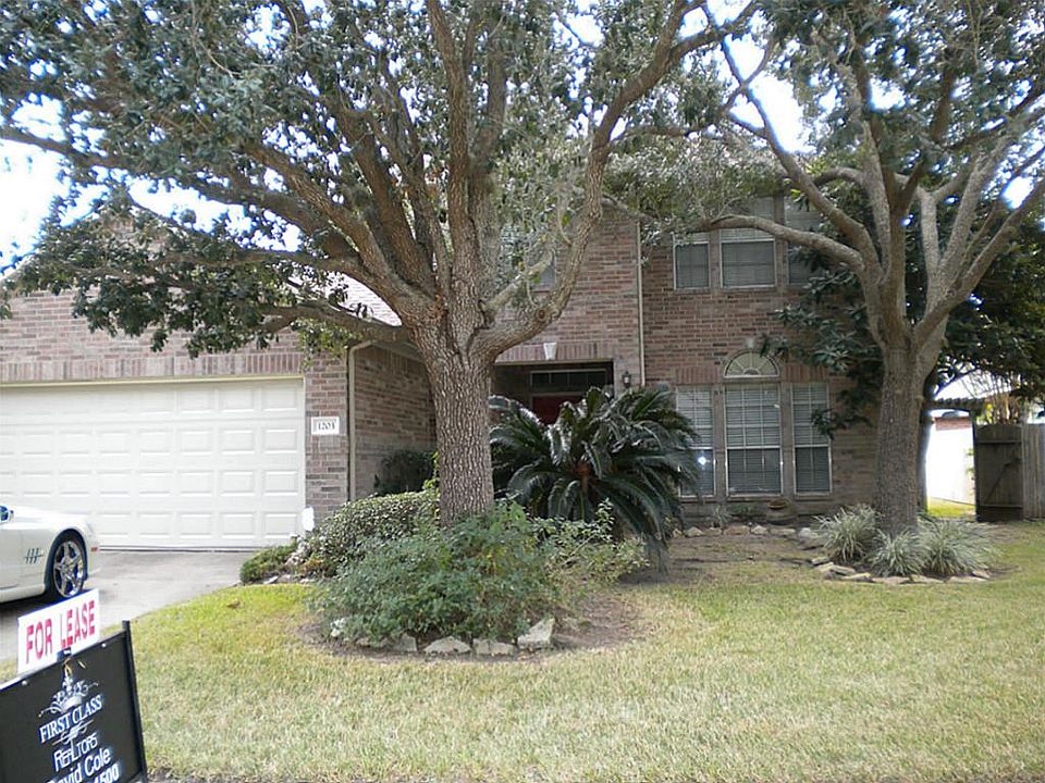 1st image of 1203 Colonial Heights Dr