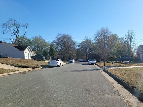 5th image of 1712 Northside Dr