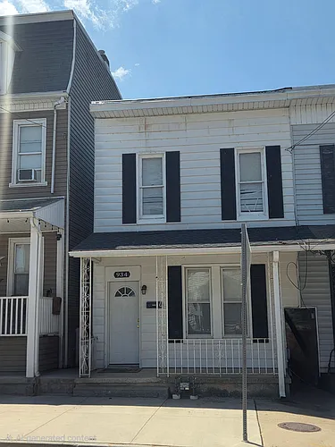 934 N Duke St Photo 1