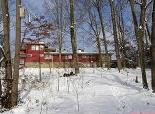 267 E Cooke Rd, Columbus, OH 43214